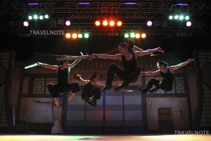 Jump (ジャンプ) 