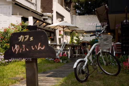 日本をこよなく愛す社長さんが営む日本と韓国を結ぶ小さなカフェ｢ゆふいん｣