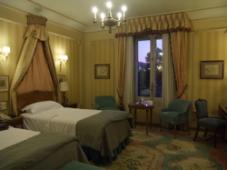 20世紀初頭にスペイン国王がホテル王セザール・リッツに建てさせた由緒正しいホテル