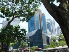シンガポール最大のショッピング街として知られるオーチャード通りのモール