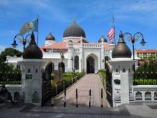 ムガール様式のペナン島最大モスク