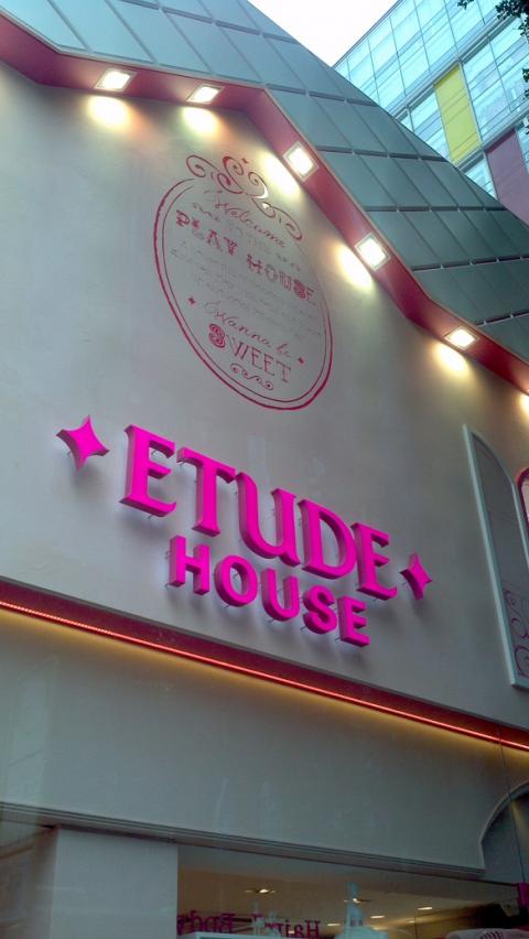 新村の「ETUDE HOUSE」が2011年8月19日リニューアルOPEN♪