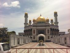 現国王の立てた荘厳なモスク