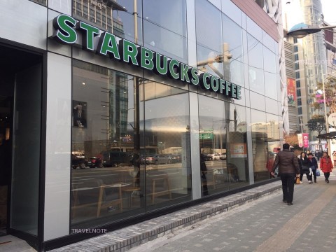 スターバックスが東大門にオープン