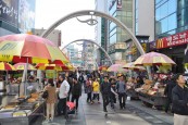 釜山の主要な観光名所を巡り、港町ならでのお好きな韓国料理を満喫