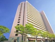 ハートンホテル西梅田(全景)