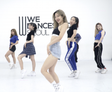 【弘大】We Dance Studio K-POP Dance Class