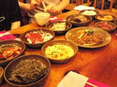 可愛いネーミングのこちらは韓国食がいただけま～す！
