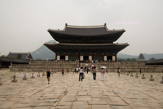 ソウルの眺望・活気・歴史を堪能できるお得なツアー