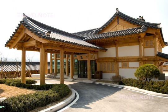 韩国最初的传统韩屋一级宾馆