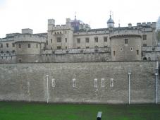 1066年にイングランドを征服したウィリアム１世が建設した世界遺産にも登録されているロンドン塔