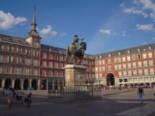 フェリペ3世の騎馬像が建つ広場
