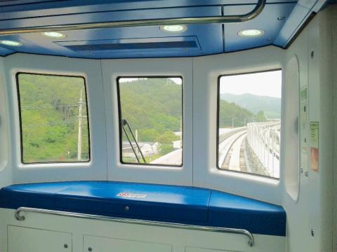 韓国初の軽電車運行