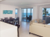 Coral Cove Apartments写真
