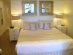 Coral Cove Apartments写真