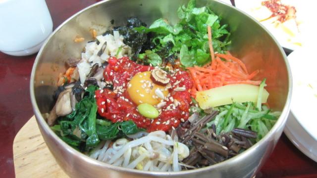 韓国人外国人老若男女問わず人気な韓国料理