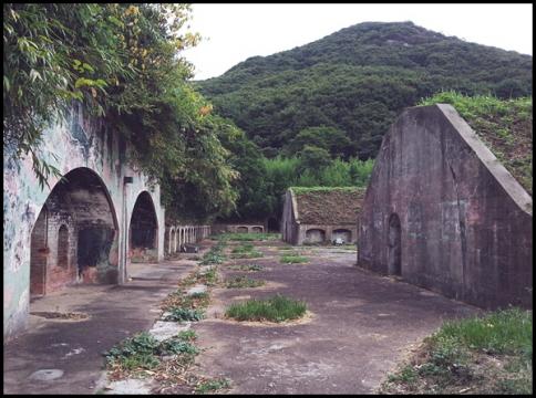 100年を過ぎた今も日本司令部がそのまま残されている村