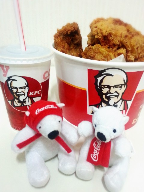 ❤可愛的小熊禮物❤ KFC為冬季的你準備的特別驚喜~