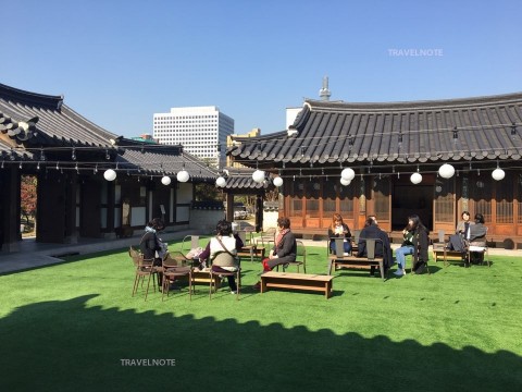 秋の散策にオススメ南山コル韓屋村