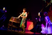 韓國傳統樂器和現代元素結合的韓國最初現場音樂劇