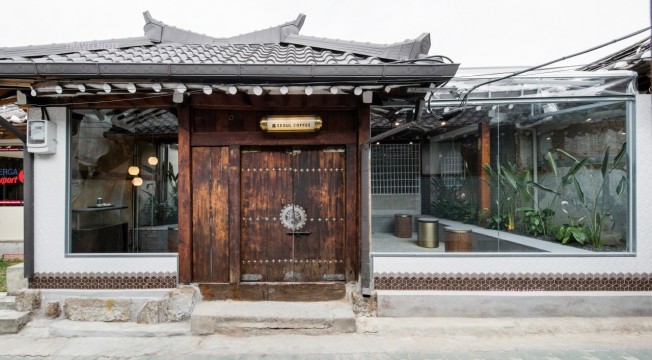Seoul Coffee益善店是位于韩国首尔历史最悠久的韩屋村--益善洞.